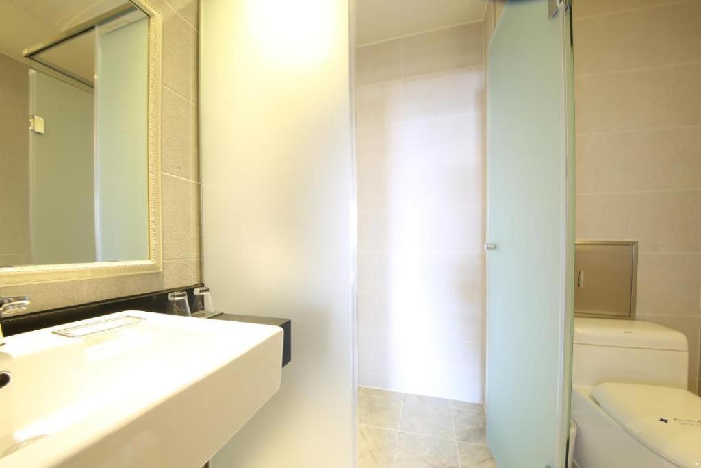Lake 45 Hotel Naju Zewnętrze zdjęcie