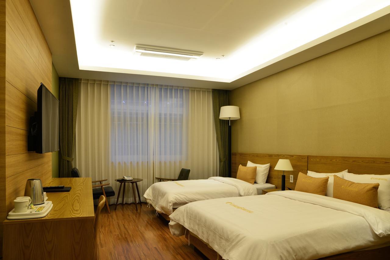 Lake 45 Hotel Naju Zewnętrze zdjęcie